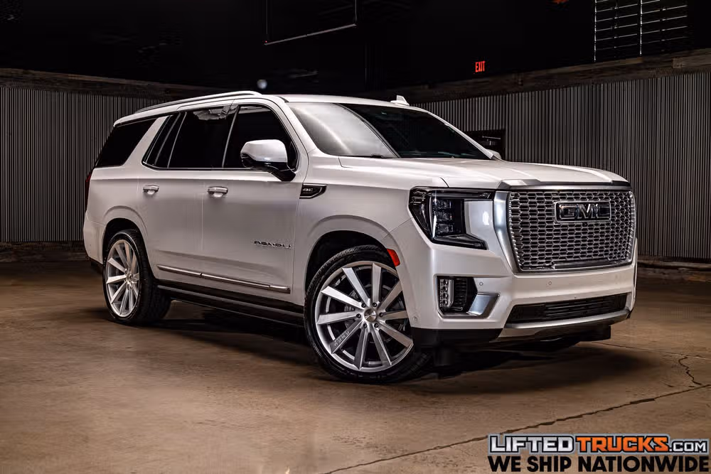 2024 GMC Yukon Denali Image 1