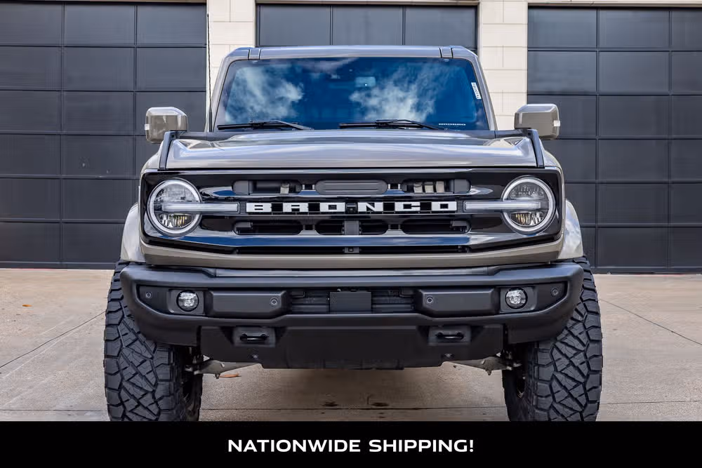 2025 Ford Bronco Outer Banks Image 4