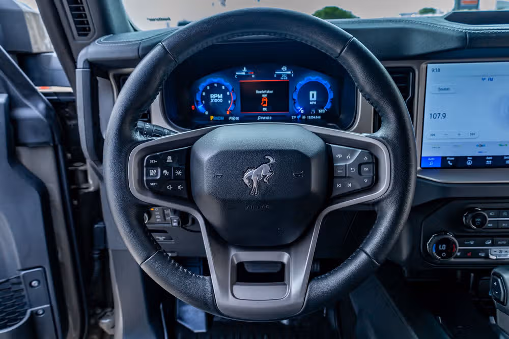 2025 Ford Bronco Outer Banks Image 18