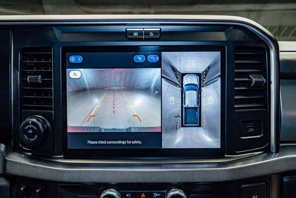 2025 Ford F-350 Super Duty Platinum Crew Cab Image 19
