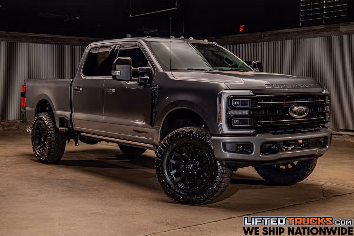 2025 Ford F-350 Super Duty Platinum Crew Cab