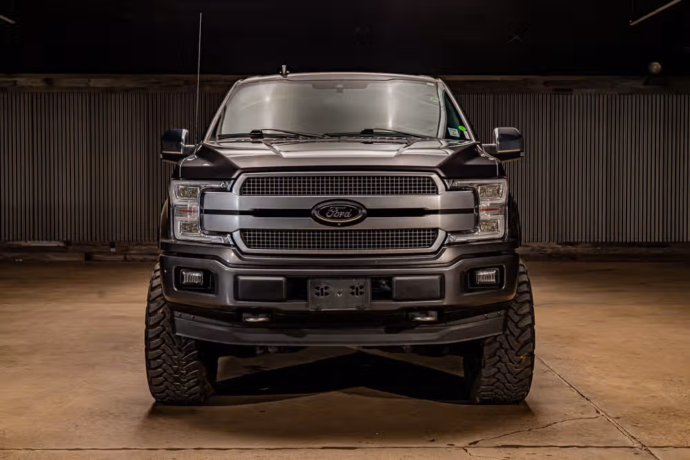 2018 Ford F-150 Platinum SuperCrew Image 2