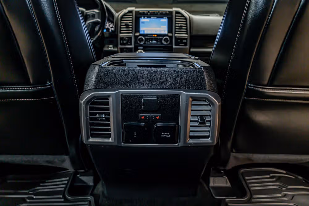 2018 Ford F-150 Platinum SuperCrew Image 23