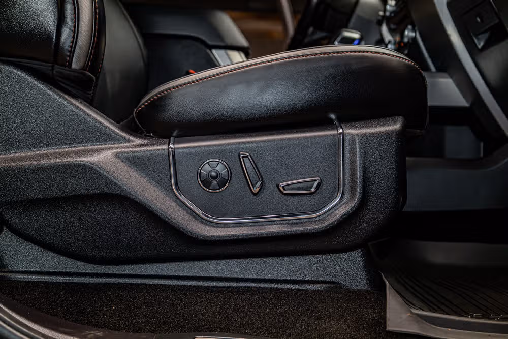 2018 Ford F-150 Platinum SuperCrew Image 26