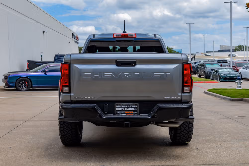 2025 Chevrolet Colorado Trail Boss Crew Cab Image 8
