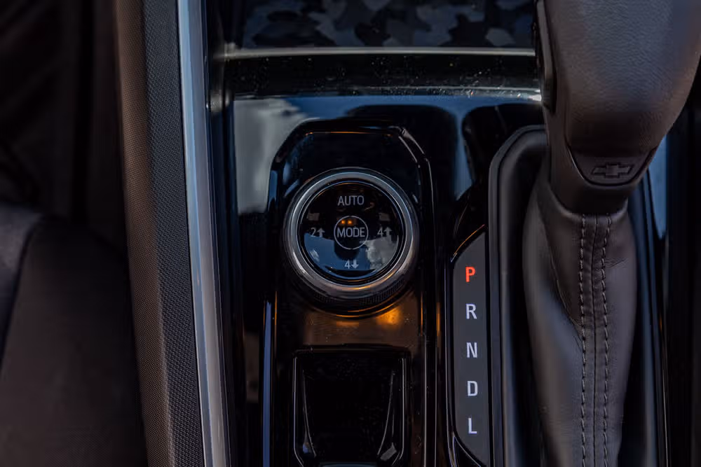 2025 Chevrolet Colorado Trail Boss Crew Cab Image 27