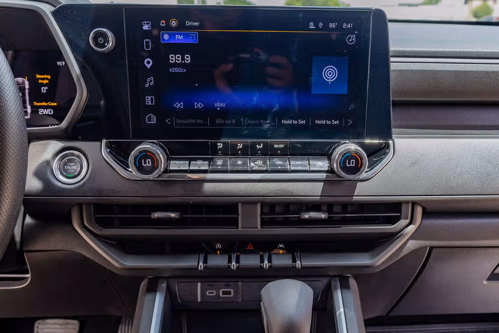 2025 Chevrolet Colorado Trail Boss Crew Cab Image 23