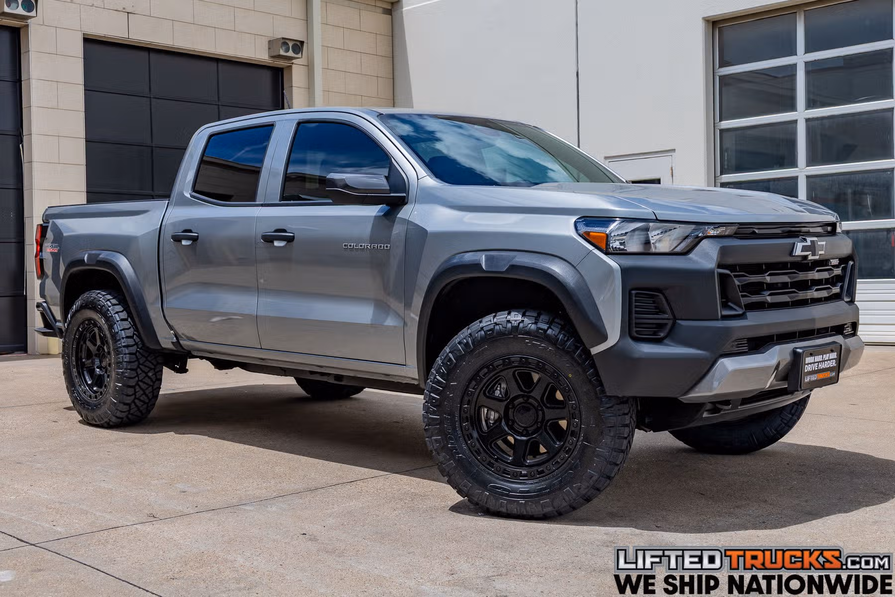 2025 Chevrolet Colorado Trail Boss Crew Cab Image 1