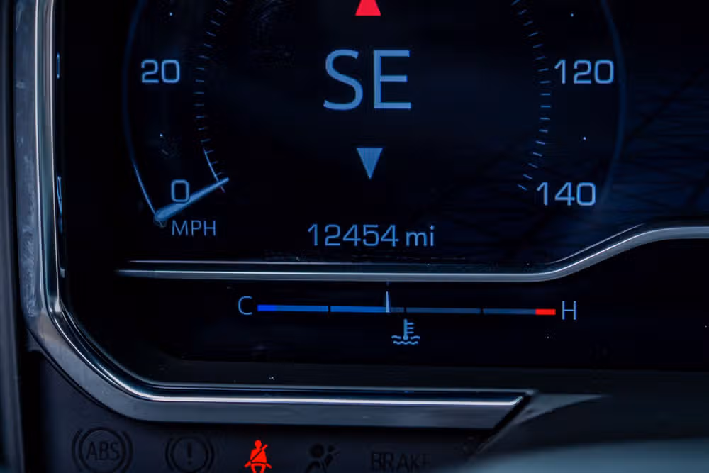 2025 GMC Sierra 2500HD Denali Ultimate Crew Cab Image 21
