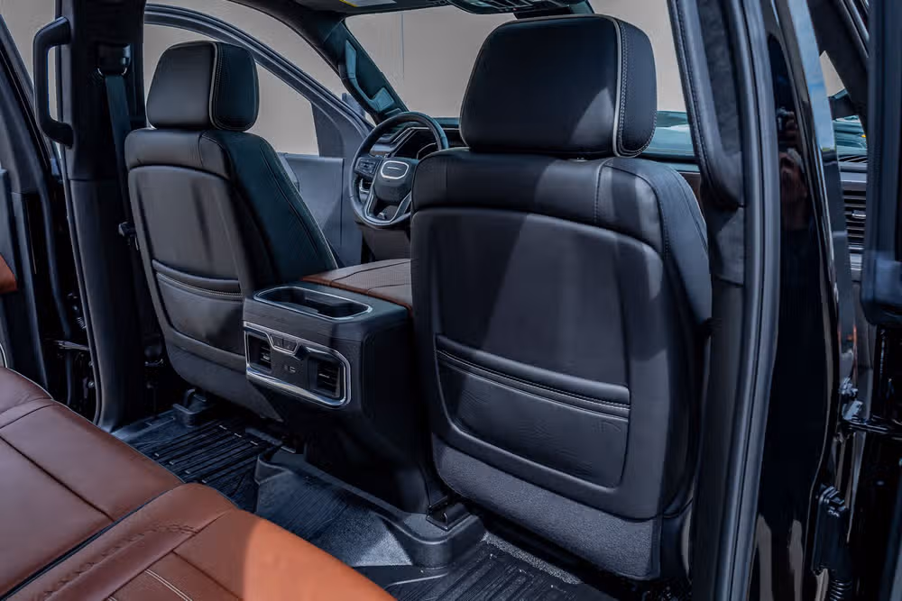 2025 GMC Sierra 2500HD Denali Ultimate Crew Cab Image 33
