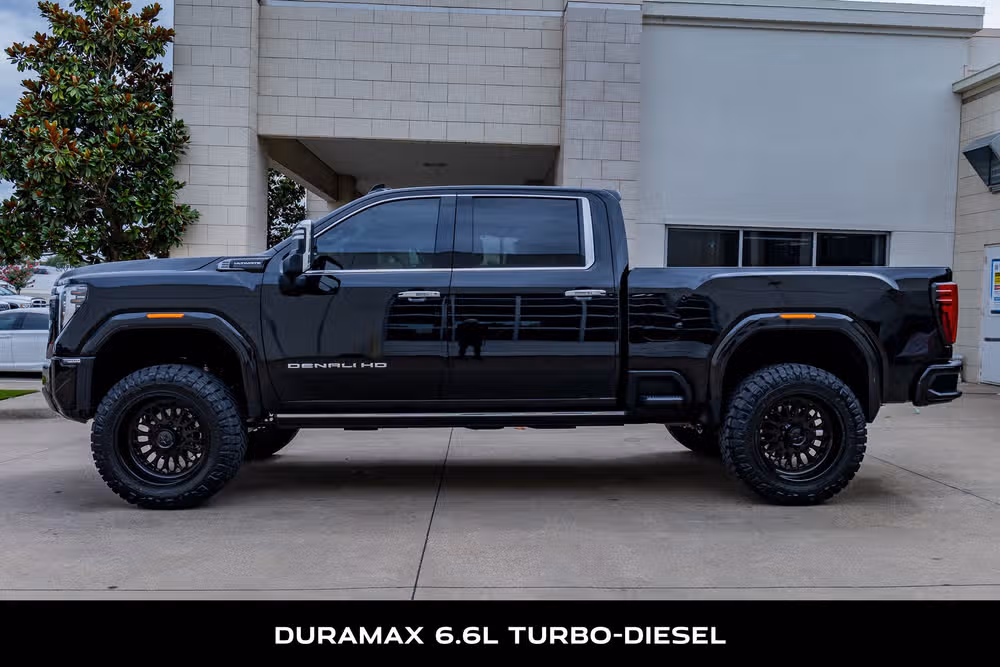 2025 GMC Sierra 2500HD Denali Ultimate Crew Cab Image 6