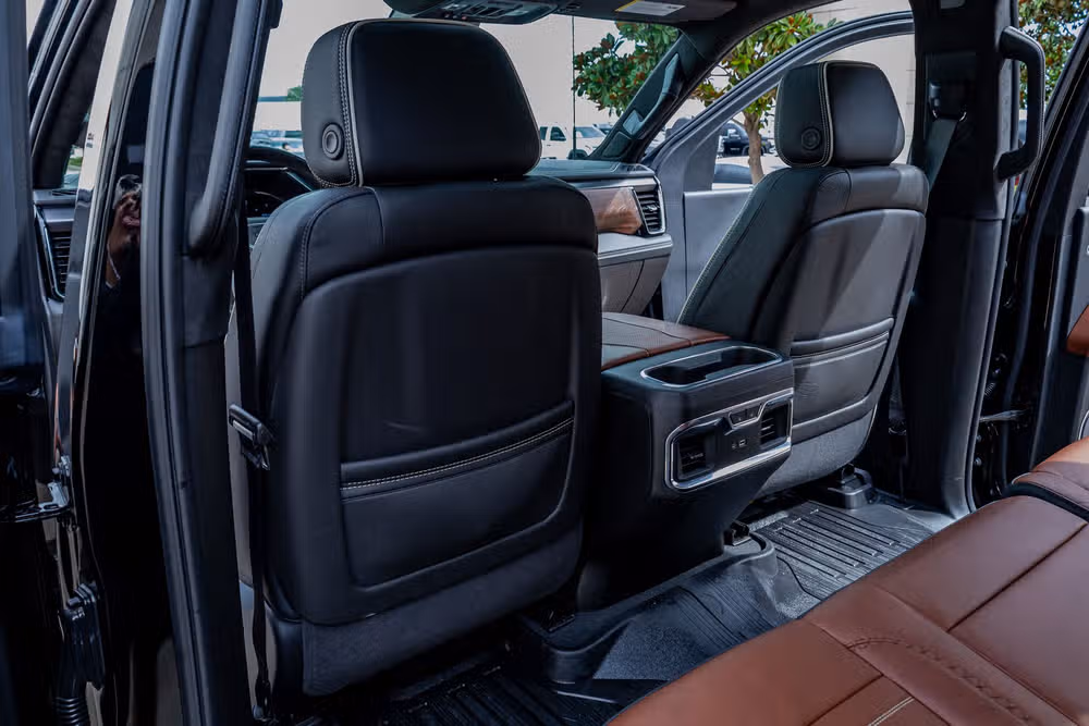 2025 GMC Sierra 2500HD Denali Ultimate Crew Cab Image 35