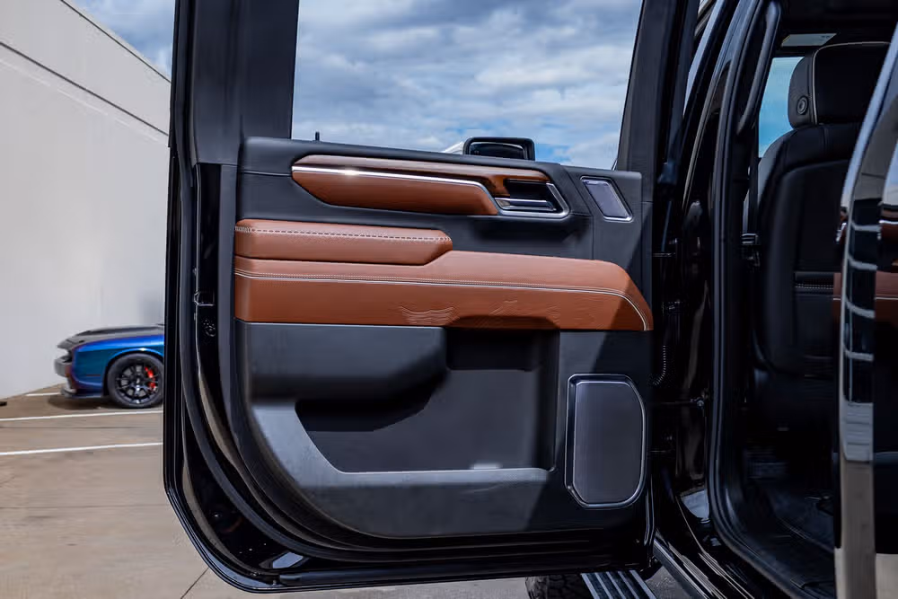 2025 GMC Sierra 2500HD Denali Ultimate Crew Cab Image 39