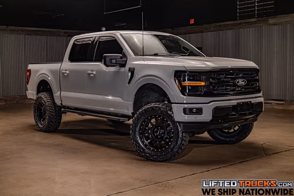 2024 Ford F-150 XLT SuperCrew Image 1