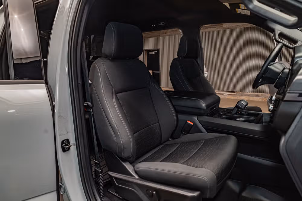 2024 Ford F-150 XLT SuperCrew Image 28