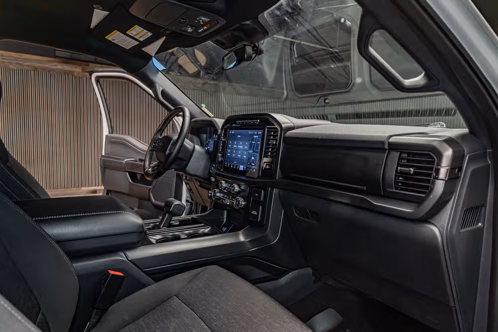 2024 Ford F-150 XLT SuperCrew Image 17