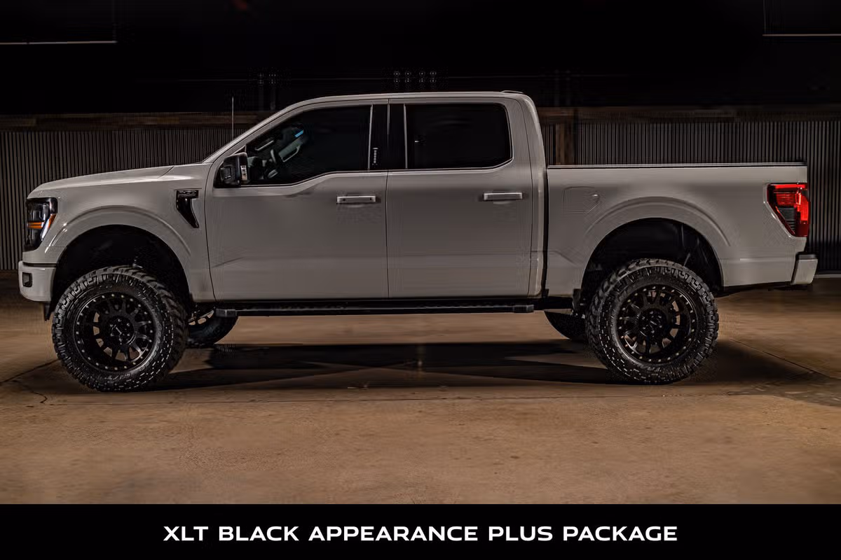 2024 Ford F-150 XLT SuperCrew