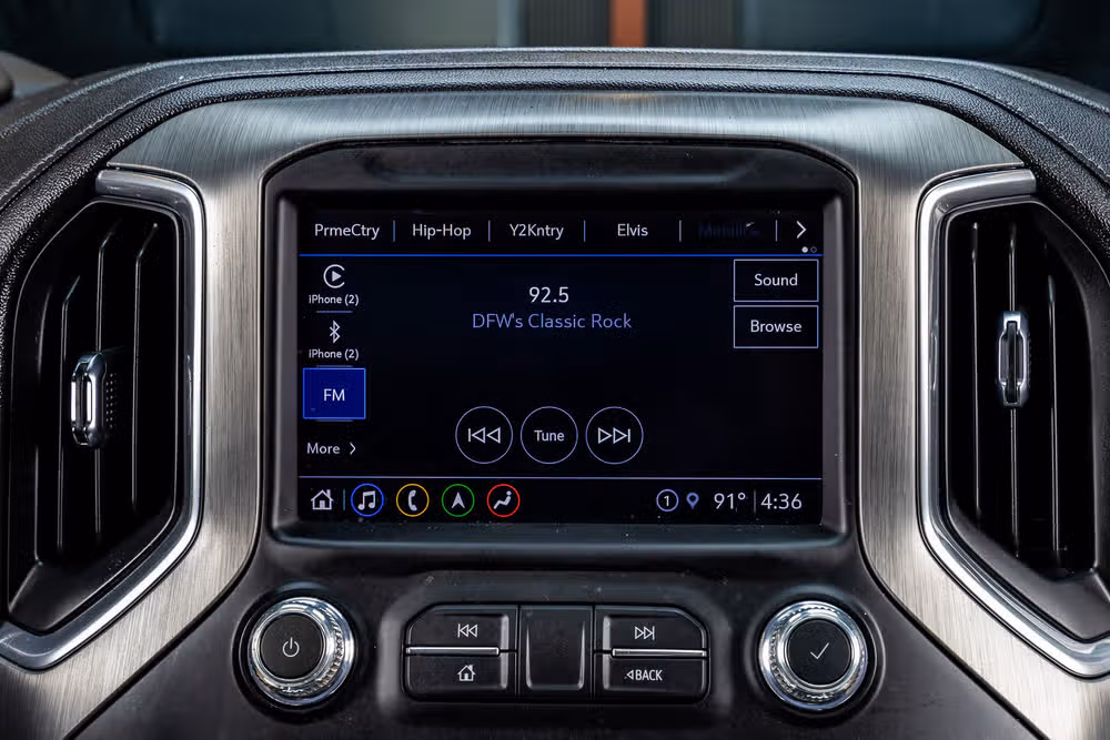 2023 GMC Sierra 2500HD Denali Crew Cab Image 24