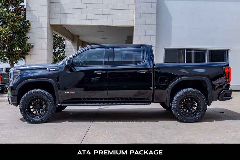 2025 GMC Sierra 1500 AT4 Crew Cab Image 6