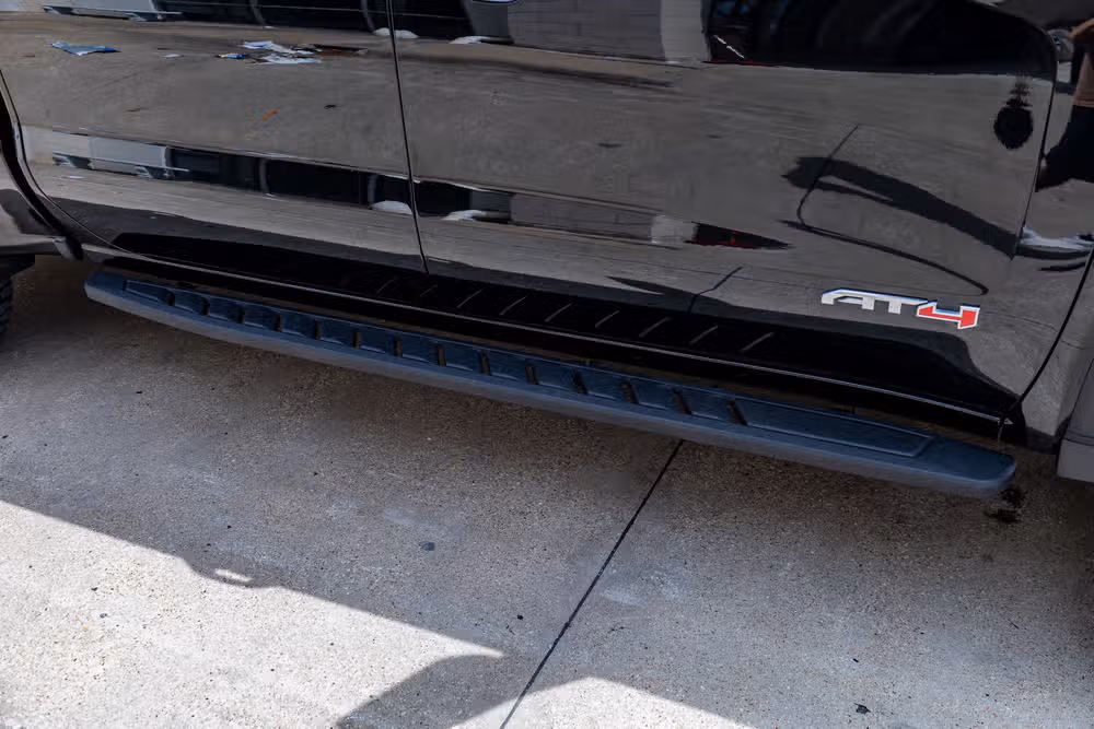 2025 GMC Sierra 1500 AT4 Crew Cab Image 13