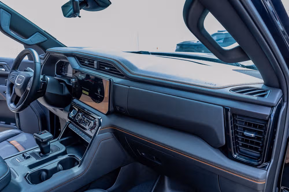 2025 GMC Sierra 1500 AT4 Crew Cab Image 18