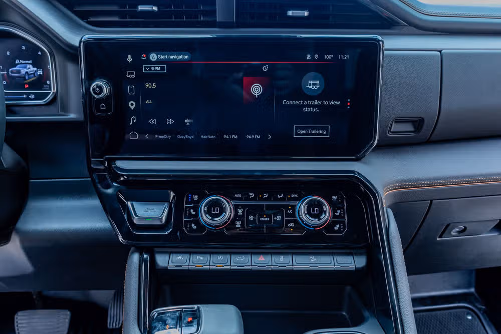 2025 GMC Sierra 1500 AT4 Crew Cab Image 24