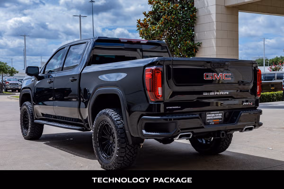 2025 GMC Sierra 1500 AT4 Crew Cab