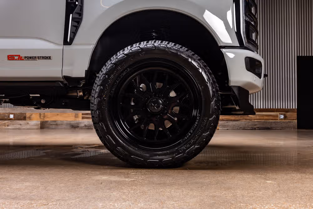 2026 Ford F-250 Super Duty Platinum Crew Cab Image 12