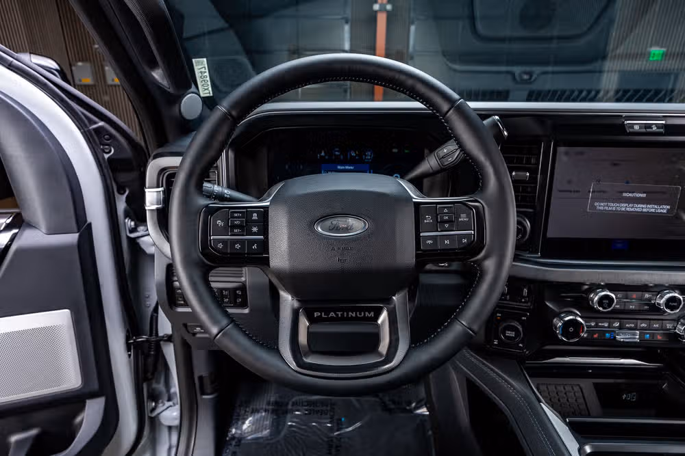 2026 Ford F-250 Super Duty Platinum Crew Cab Image 19