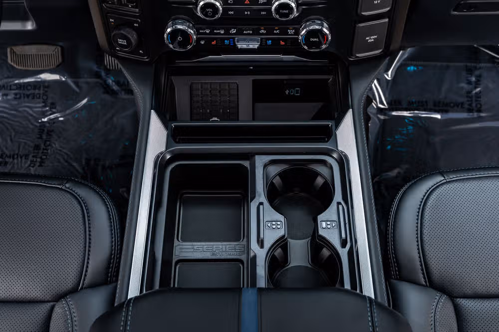 2026 Ford F-250 Super Duty Platinum Crew Cab Image 29