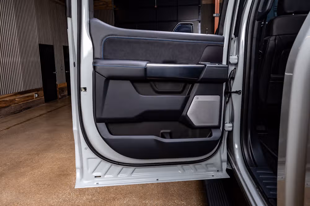 2026 Ford F-250 Super Duty Platinum Crew Cab Image 40
