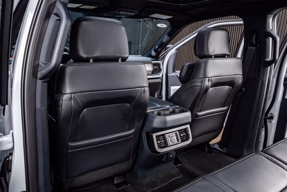 2026 Ford F-250 Super Duty Platinum Crew Cab Image 36