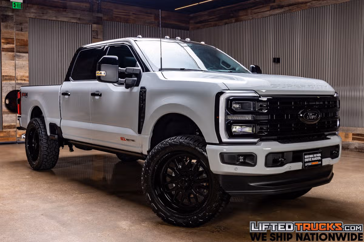 2026 Ford F-250 Super Duty Platinum Crew Cab