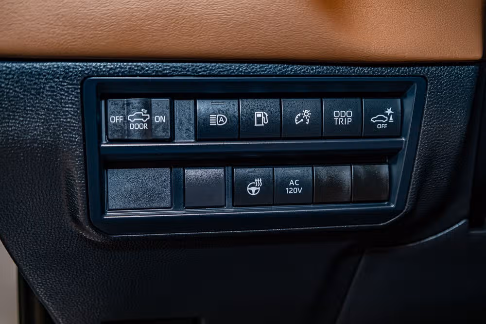 2026 Toyota Tundra 1794 Edition HV CrewMax Image 17