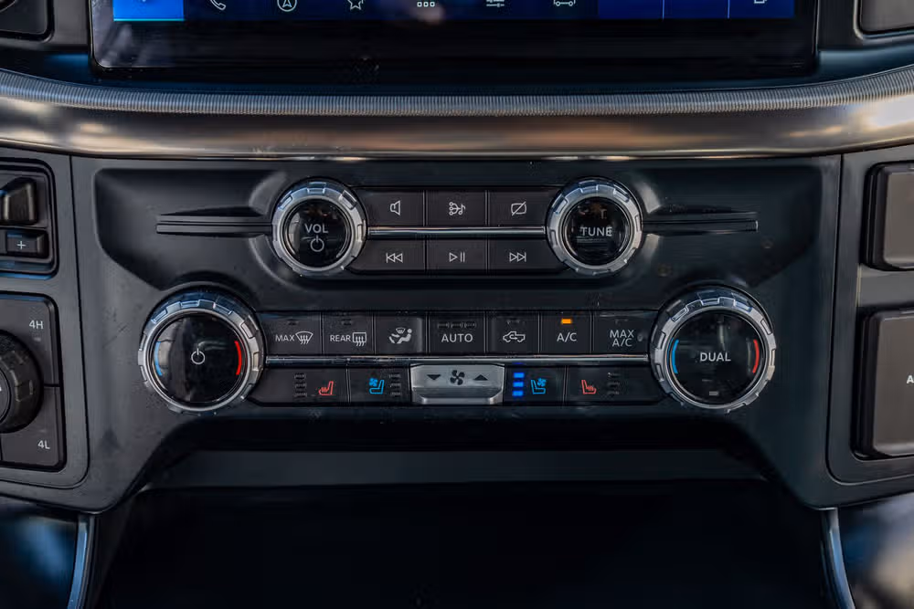 2023 Ford F-150 Raptor SuperCrew Image 27