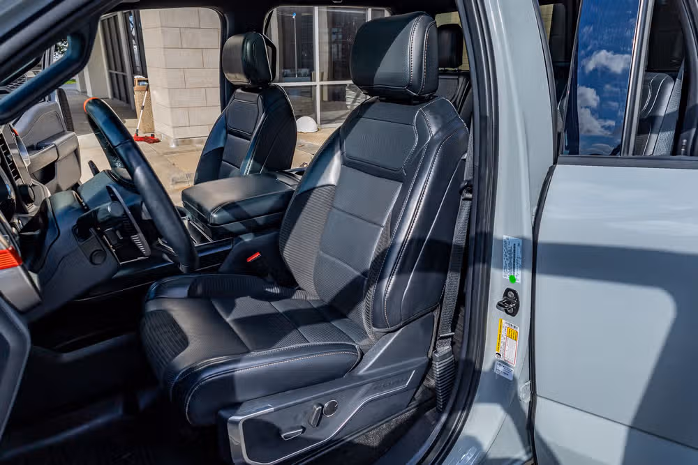 2023 Ford F-150 Raptor SuperCrew Image 30