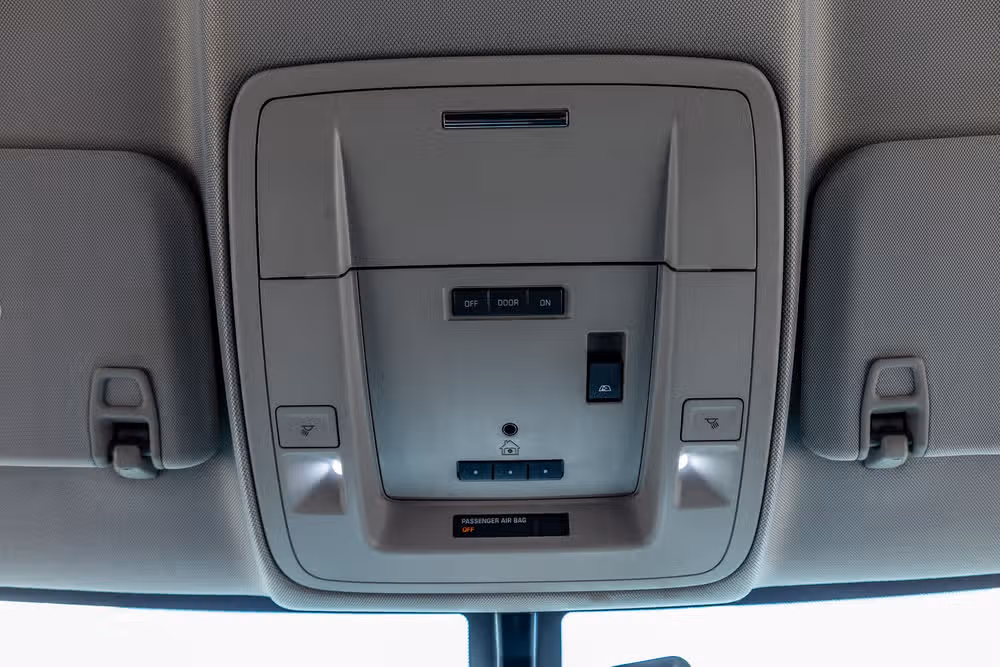 2018 Chevrolet Silverado 1500 LTZ Crew Cab Image 27