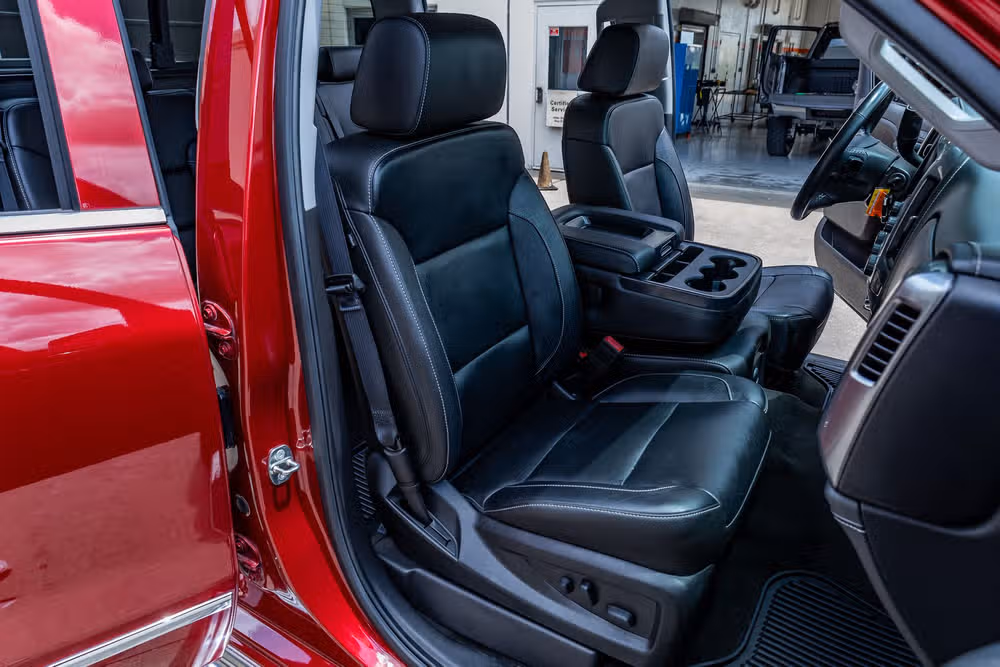 2018 Chevrolet Silverado 1500 LTZ Crew Cab Image 29