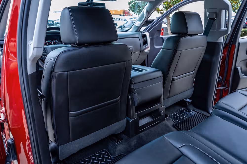 2018 Chevrolet Silverado 1500 LTZ Crew Cab Image 32