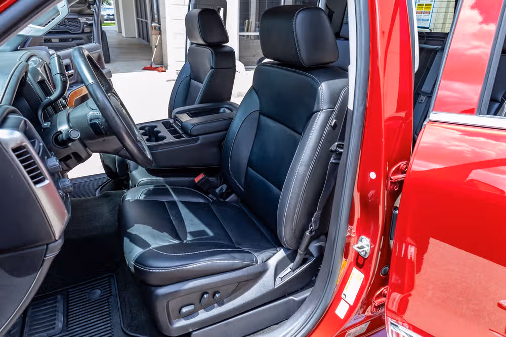 2018 Chevrolet Silverado 1500 LTZ Crew Cab Image 28