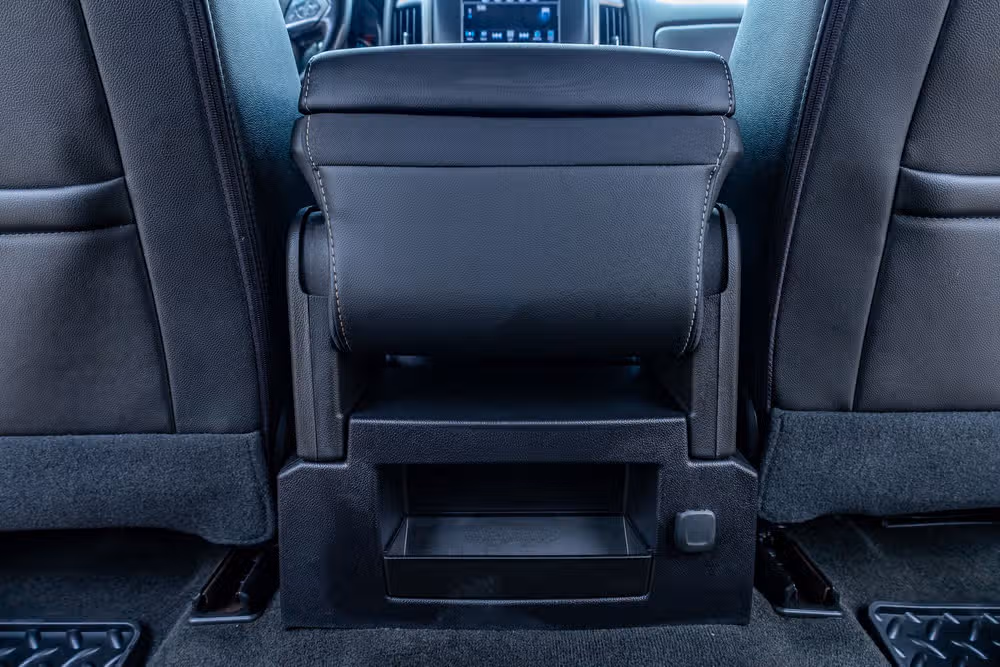 2018 Chevrolet Silverado 1500 LTZ Crew Cab Image 31