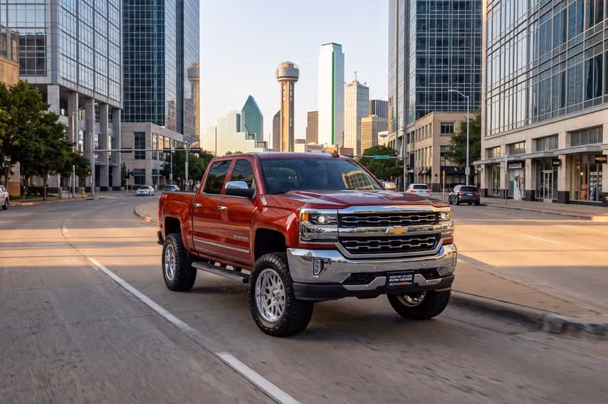 2018 Chevrolet Silverado 1500 LTZ Crew Cab Image 41