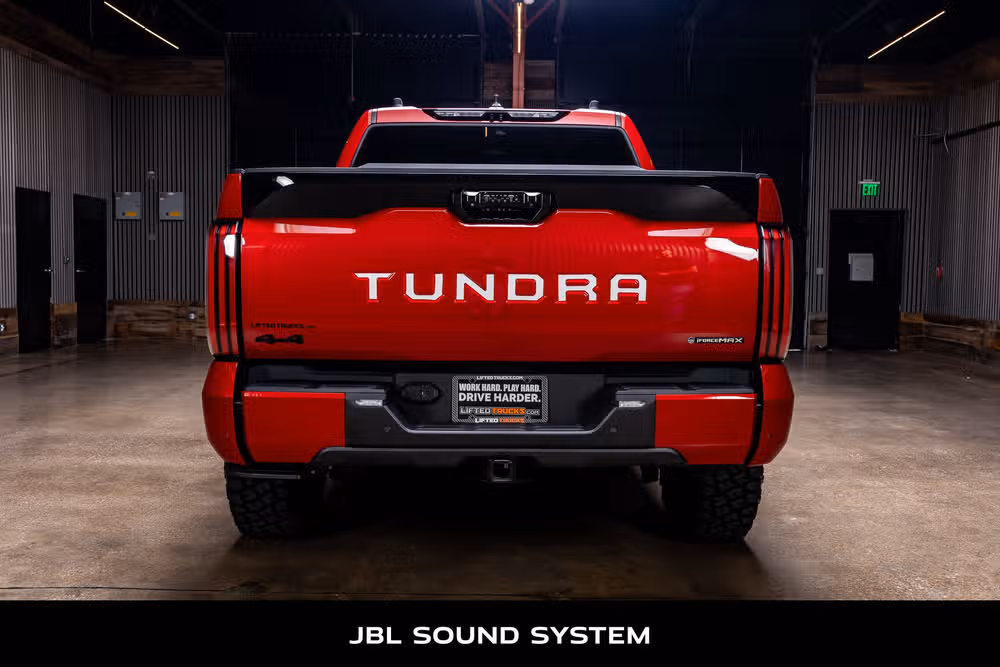 2026 Toyota Tundra Platinum HV CrewMax Image 8