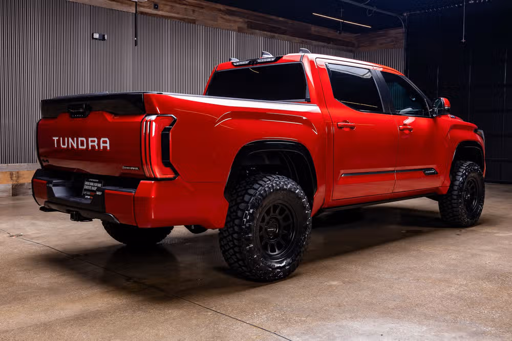 2026 Toyota Tundra Platinum HV CrewMax Image 10