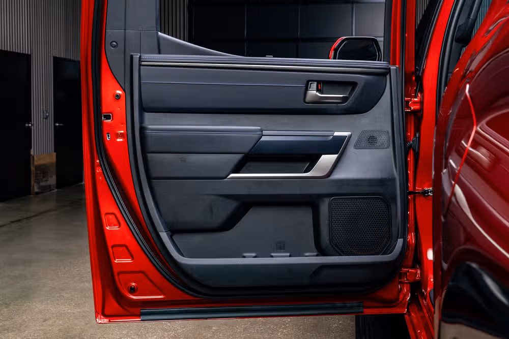2026 Toyota Tundra Platinum HV CrewMax Image 39