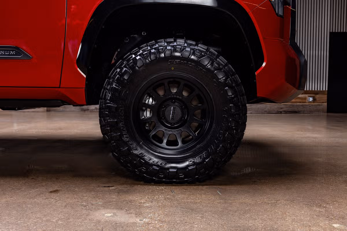 2026 Toyota Tundra Platinum HV CrewMax