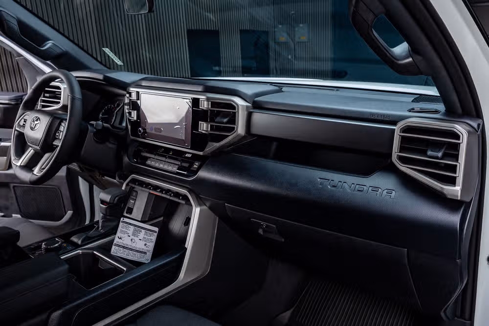 2026 Toyota Tundra SR5 CrewMax Image 17