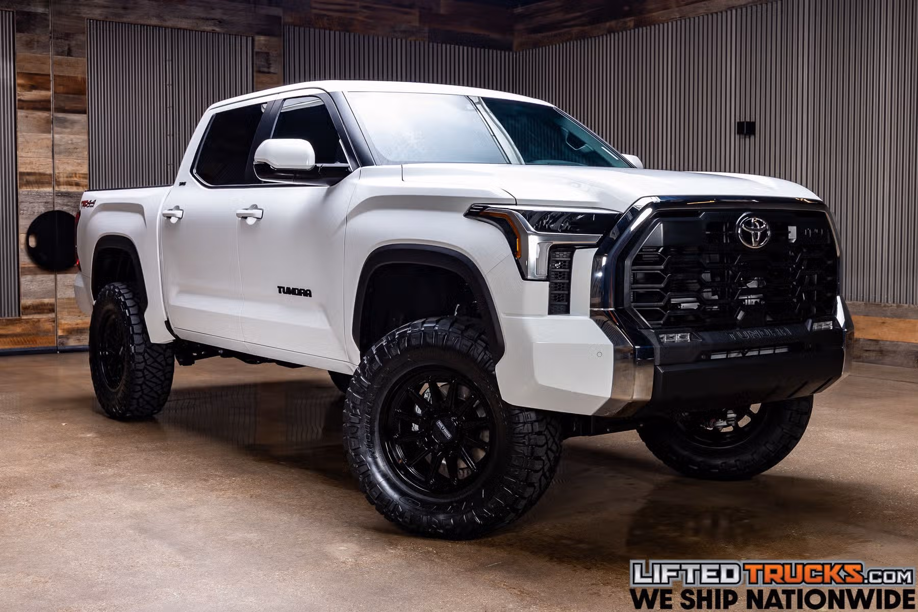 2026 Toyota Tundra SR5 CrewMax Image 1