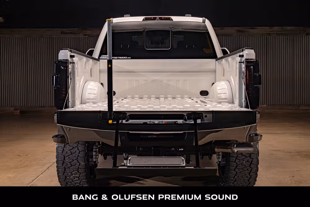 2026 Ford F-250 Super Duty King Ranch Crew Cab Image 9