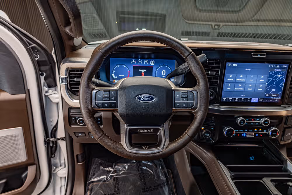 2026 Ford F-250 Super Duty King Ranch Crew Cab Image 19